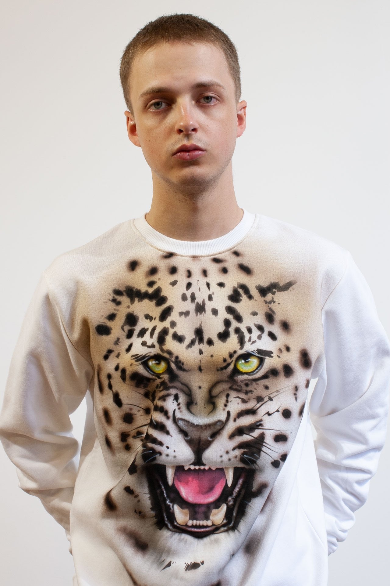 AMUR - Unisex classic sweatshirt - BLOW London