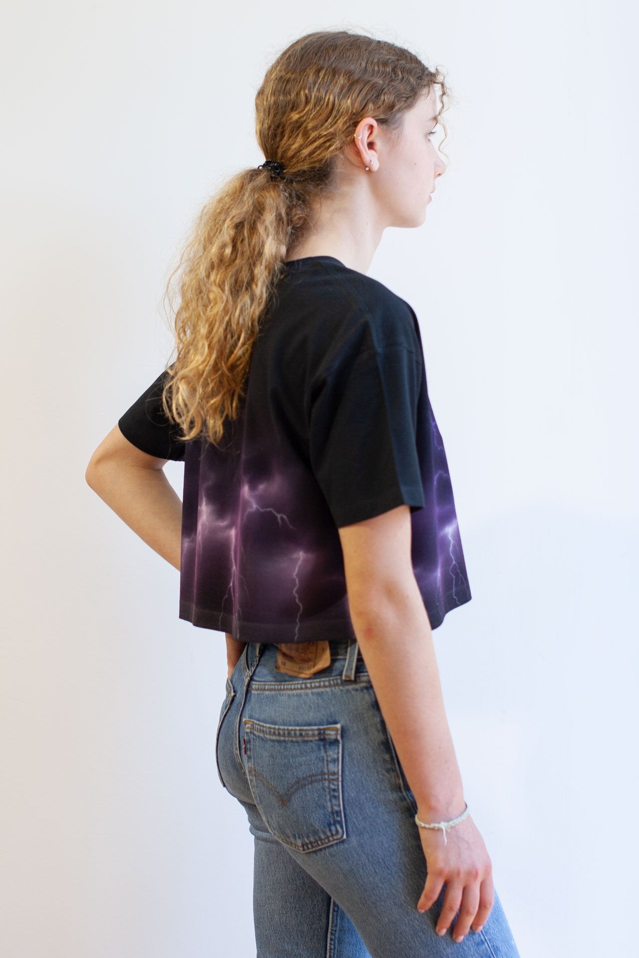 ELECTRIC STORM - Women's cropped loose fit t-shirt - BLOW London