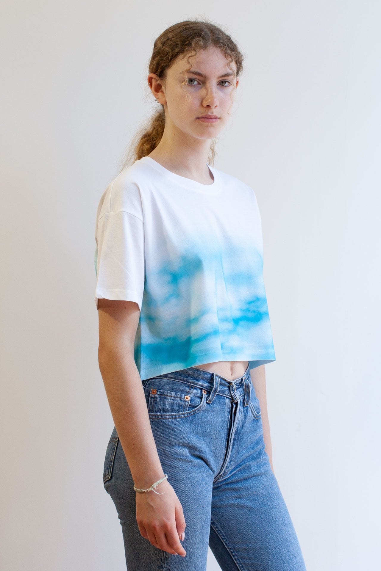 CLOUD9 - Women's cropped loose fit t-shirt - BLOW London