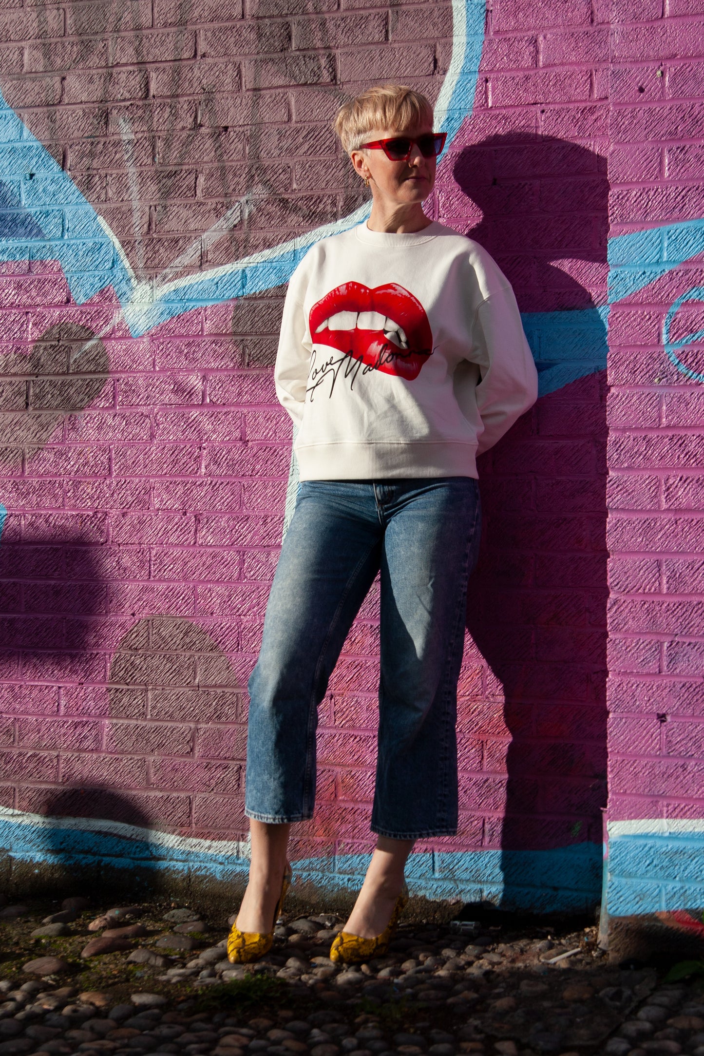 LOVE MADONNA - Limited edition women's dropped shoulder sweatshirt