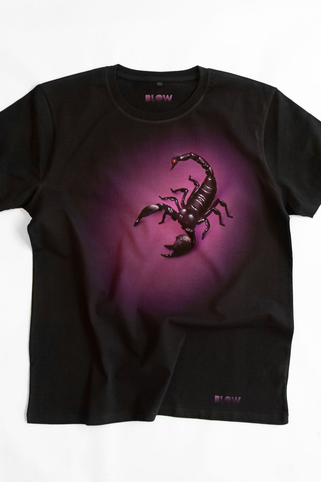 VENOM (Pink) - Unisex premium short sleeve t-shirt - BLOW London